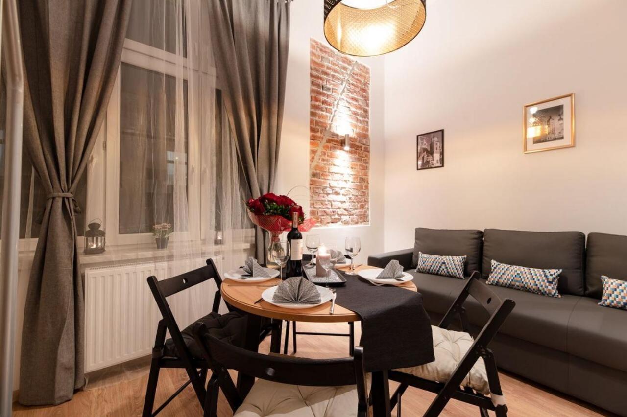 Dietla 99 Apartments - Ideal Location - In The Heart Of Krasków Exteriör bild